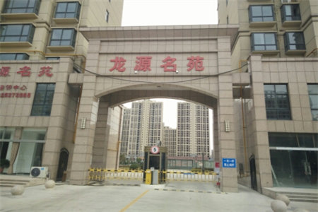 二实小附近金汇街小区2室2厅1卫48万90m2简单装修出售